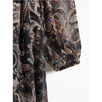 Gemustertes kleid