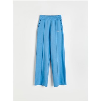 Hose mit weitem Bein im Sport-Stil