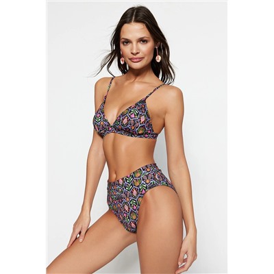 TRENDYOLMİLLA Çiçek Desenli Üçgen Yüksek Bel High Leg Hipster Bikini Takımı TBESS22BT0016