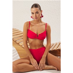 TRENDYOLMİLLA Kırmızı Straplez Drapeli Regular Bikini Takımı TBESS25BT00016