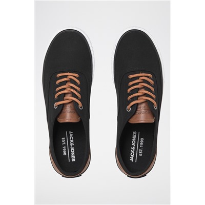 Tenis Negro