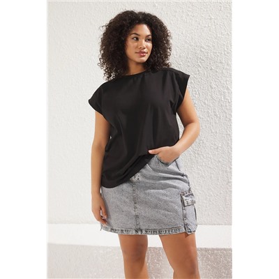 Siyah Regular Fit %100 Pamuk Örme Büyük Beden T-shirt TBBSS25BF00004