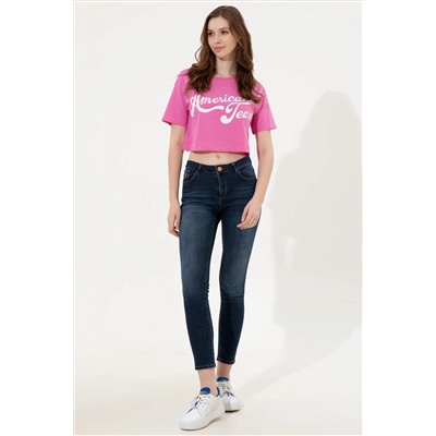 Kadın Pembe Bisiklet Yaka Crop Tişört