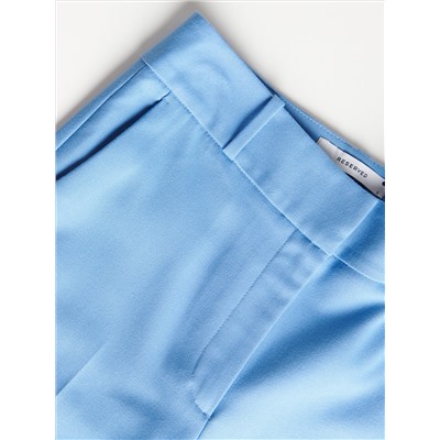 Elegante Hose mit Bügelfalte