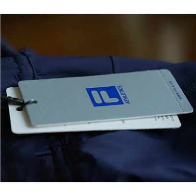 Fil*a   тончайшие спортивные брюки на лето 🌞мягкая и нежная текстура, upf50+, унисекс✔️ отшиты на фабрике из остатков оригинальных тканей бренда 👕 цена на оф сайте  9 000👀     ✅Цвет: на фото     ✅материал: 77% нейлон; 23% спандекс