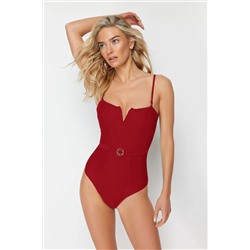 TRENDYOLMİLLA Kırmızı Kemerli Straplez Regular Mayo TBESS21MA0134