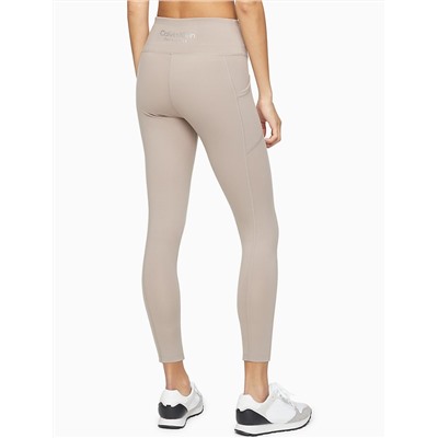 Performance Embrace Super High Waist 7/8 Leggings