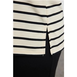 Bej Bisiklet Yaka Çizgili Örme Büyük Beden Sweatshirt TBBAW25AO00041