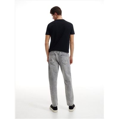 Jeans im Carrot-Fit mit kurzem Bein