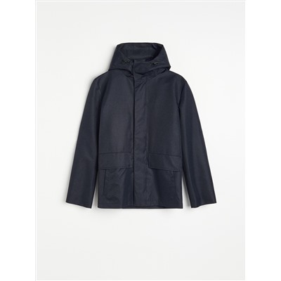 Jacke mit Kapuze