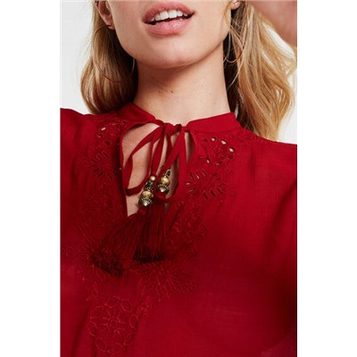 Blusa manga 3/4 cuello pico