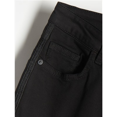 Hose im Slim-Fit