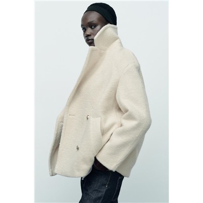 SEMI-LONG BOUCLÉ COAT