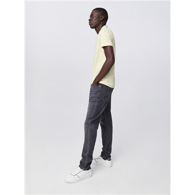 Jeans im Slim-Fit