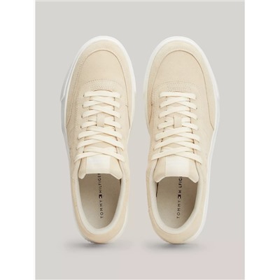 Tommy Hilfiger TH Logo Suede Low-Top Sneaker