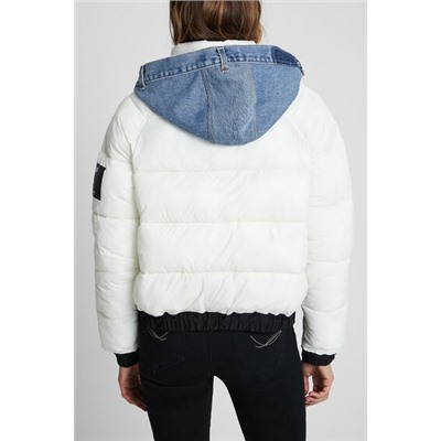 Chaqueta corta acolchada doble capucha