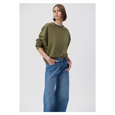 MaviBisiklet Yaka Yeşil Basic Sweatshirt 1611770-71547