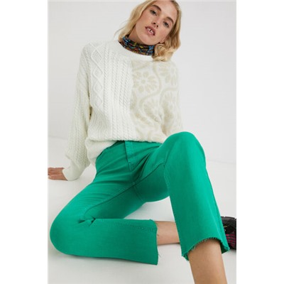 Pantalón tobillero acampanado