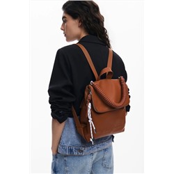 Mochila logo 3D mediana