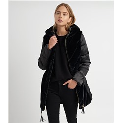 TIERED FAUX FUR BELTED TASSEL PUFFER