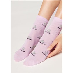 Kurze Socken mit durchgehendem Good-Vibes-Schriftzug