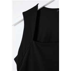Siyah Düz Kare Yaka Askılı Büzgülü Fitted/Vücuda Oturan Esnek Örme Büyük Beden Bluz TBBSS25AF00027