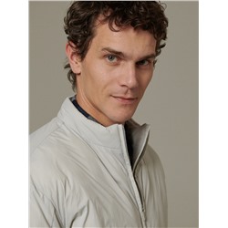 Jacke mit Stehkragen