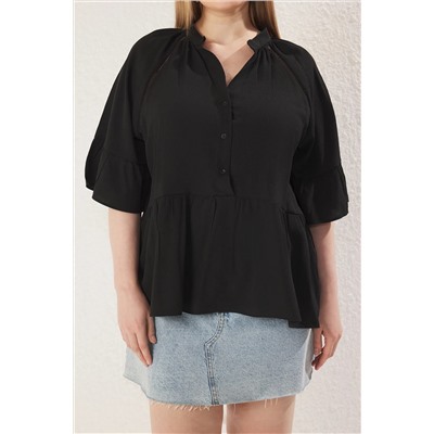 Siyah Kısa Kol Peplum Dokulu Dokuma Büyük Beden Gömlek TBBSS25AF00044
