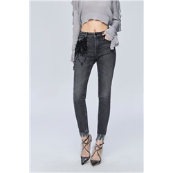 Vaquero skinny fit de tiro alto Negro