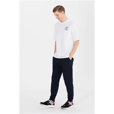 Erkek Beyaz Long Fit Bisiklet Yaka Tişört