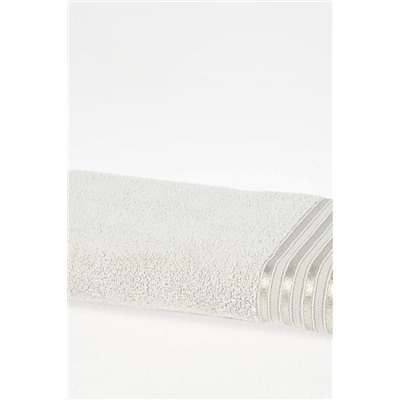 Maynor Bordürü Floşlu Banyo Havlusu