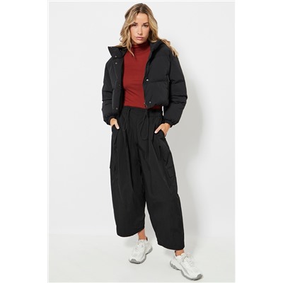 Anorak con capucha - Negro