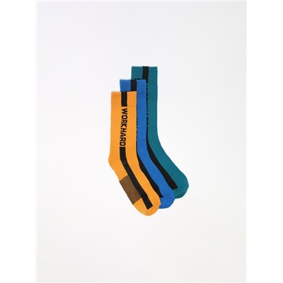 3-PACK OF LONG SPORTS SOCKS