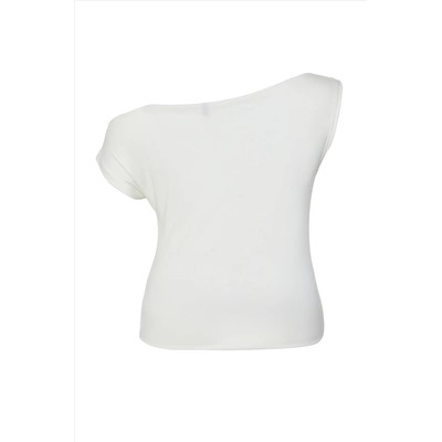 Ekru Çizgili Premium Yumuşak Kumaşlı Fitted Kayık/Madonna Yaka Esnek Örme Bluz TBBSS25AF00029