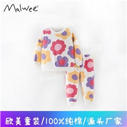 Костюм из футера для девочек Malwe*e