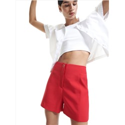 Shorts mit Ziernähten