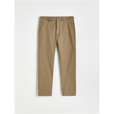 Chinohose mit hohem Baumwollanteil
