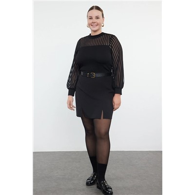 Siyah Dik Yaka Dantelli Vücuda Oturan Örme Büyük Beden Bluz TBBAW25AF00010