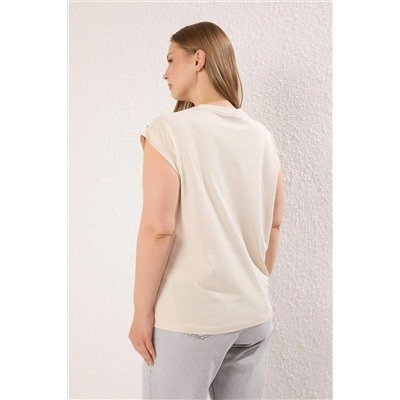 Bej Bisiklet Yaka Taşlı %100 Pamuk Örme T-Shirt TBBSS23BF00041