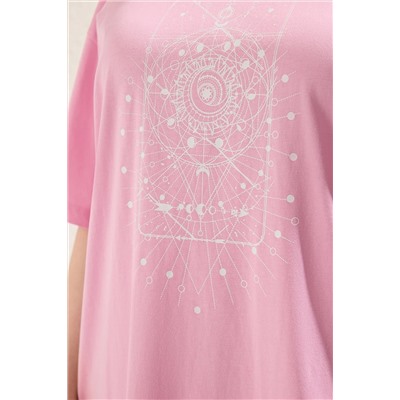 Pembe Geometrik Baskılı %100 Pamuk Örme Büyük Beden T-Shirt Elbise TBBSS22EL2269