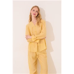 Pijama camisero largo satén amarillo