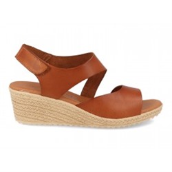 2041 - BDA
                SANDALIAS DE CUÑA