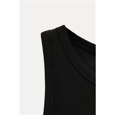 RIBBED CROPPED HALTER TOP