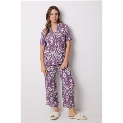 Pijama camisero Capri print geométrico morado
