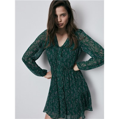 Gemustertes kleid