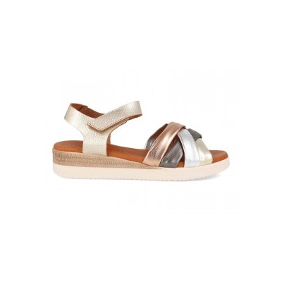 3774 - BDA
                SANDALIAS DE CUÑA