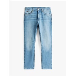 Medium-Wash Regular Fit Jean