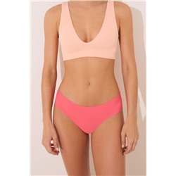 Braga clásica clean cut  coral