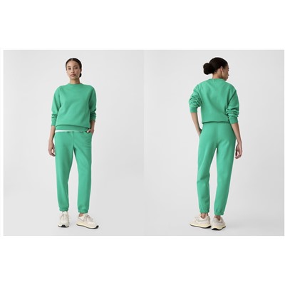 Relaxed Crewneck Sweatshirt