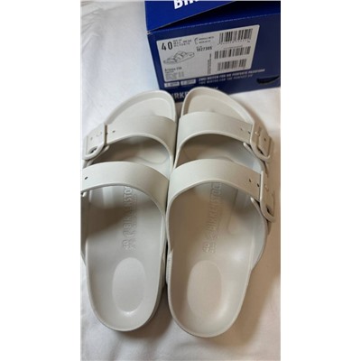 Шлепанцы Birkenstoc*k  Легкие, сделаны достойно!  штрихкод на коробке ведет на оф сайт модели.
